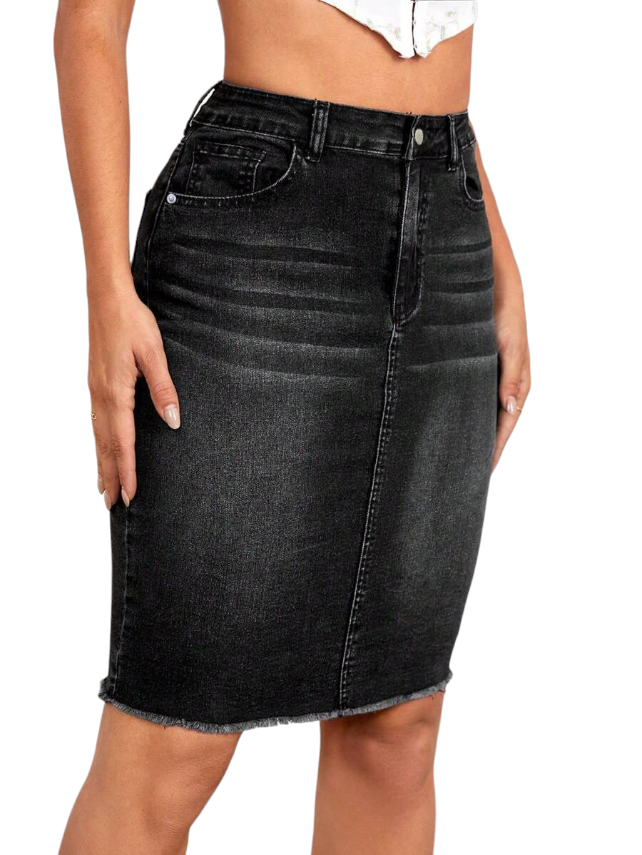 Frayed-Hem Pencil Denim Skirt