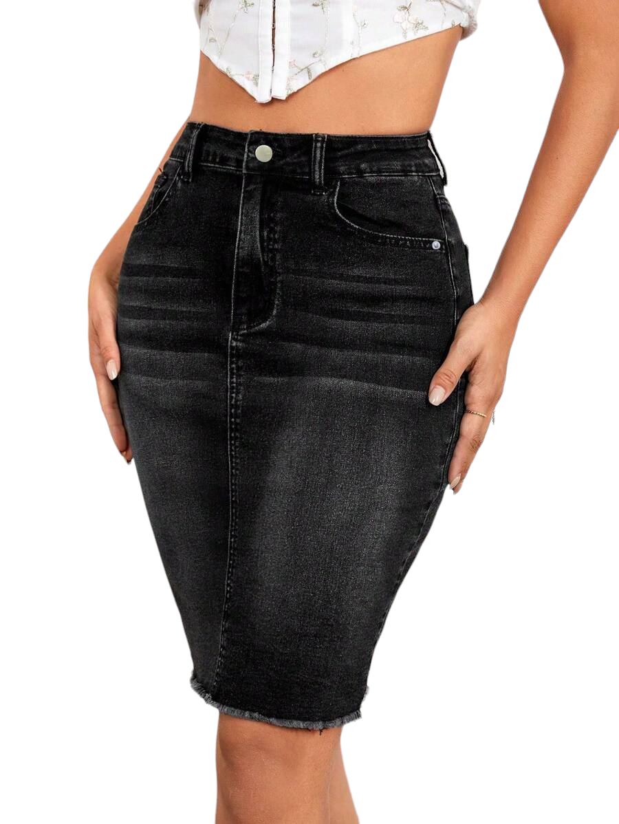 Frayed-Hem Pencil Denim Skirt